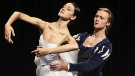 Nicoletta Manni, chi è la prima ballerina della Scala e con chi è sposata