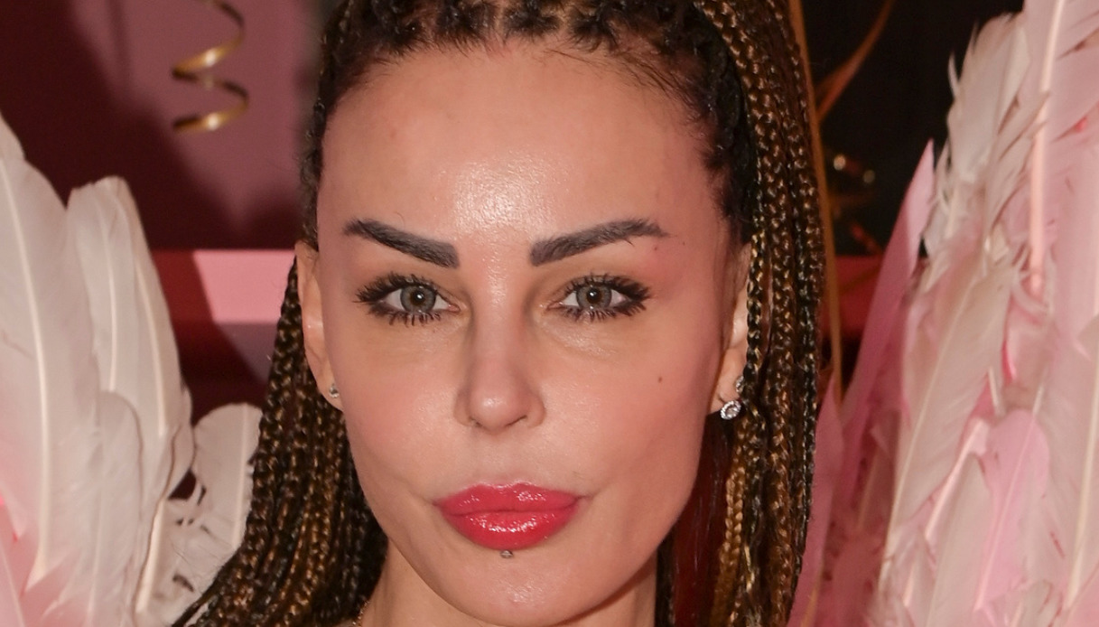 Nina Moric a “Verissimo”, la verità sul figlio Carlos: come sta davvero