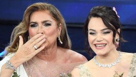 Romina Carrisi incinta, Romina Power vede il nipotino: il video su Instagram