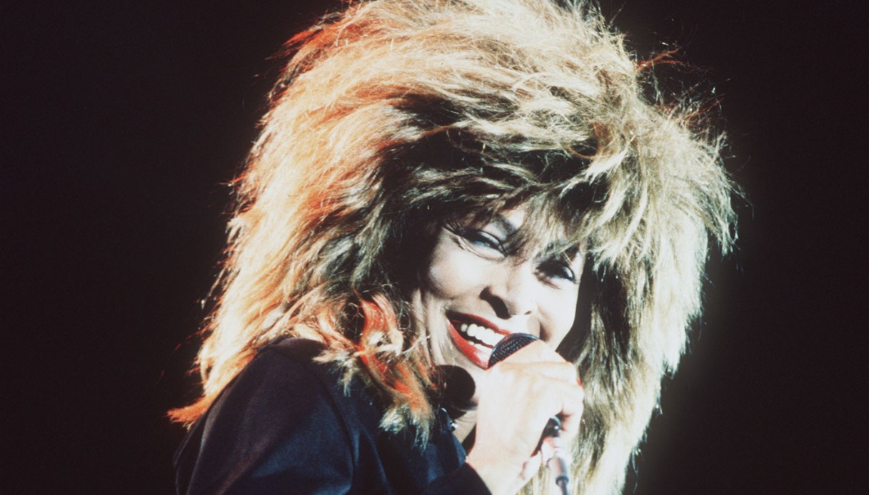 Buon compleanno Tina Turner, le due vite dell’inarrestabile rockstar