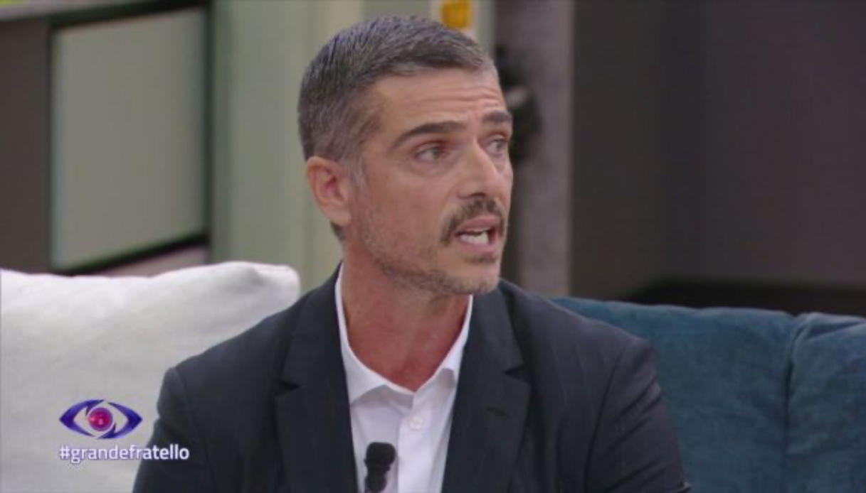 Grande Fratello, le pagelle del 9 novembre: Varrese contro tutti (5), Mughini umano (8)