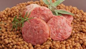 Che differenza c’è tra zampone e cotechino