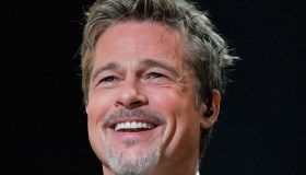 Brad Pitt, 10 look (sexy) che hanno fatto la storia
