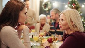 Single shaming? No, grazie! Guida semi-seria per affrontare il Natale senza fidanzato