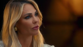 Ilary Blasi, esce Che Stupida: il libro su Totti con “finale a sorpresa”