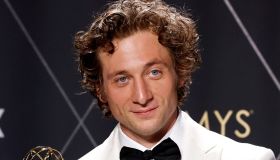 Emmy Awards 2024, Jeremy Allen White vince ancora: “Avete creduto in me durante le difficoltà”