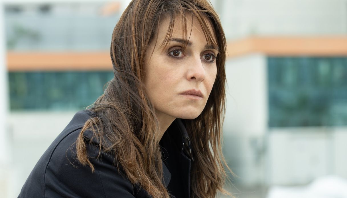 Paola Cortellesi, Petra 2 per la prima volta in chiaro: dove e quando vederla