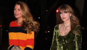 Blake Lively e Taylor Swift, serata tra amiche: look da copiare per un inverno colorful