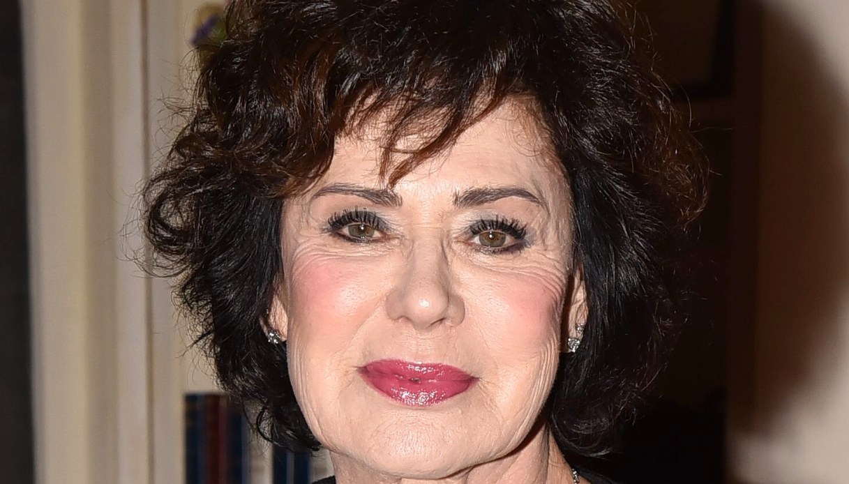 Corinne Clery a Verissimo, il difficile rapporto con il figlio: “Non lo cerco e non ci parlo da 6 anni”