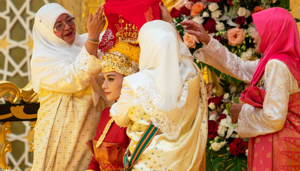 Nozze Mateen del Brunei e Anisha, lusso sfrenato a Palazzo