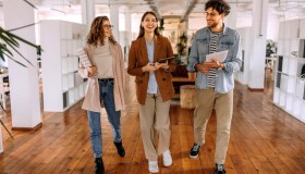 Arriva la settimana corta in Italia e nel pubblico. È l’inizio di una rivoluzione?