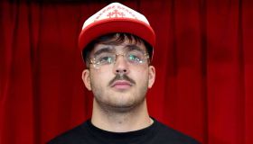 Sanremo 2024, traduzione di I p’ me, tu p’ te, la canzone di Geolier