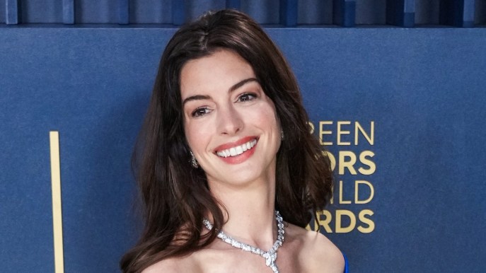 Anne Hathaway, lezione di stile, il look che tutte le donne possono copiare