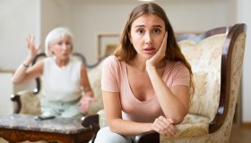 Non abbiamo bisogno dei consigli “non richiesti”