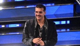 Geolier primo in classifica: l’Italia dell’Ariston e dei social in rivolta