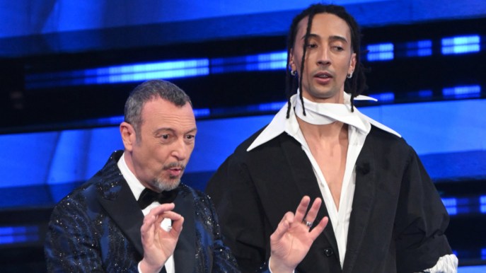 Amadeus replica sul caso Ghali-Israele: “Sanremo non promuove odio”