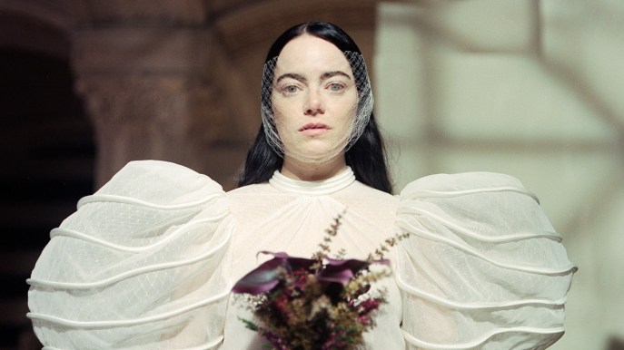 Movie look addicted: le maniche a sbuffo del film Povere Creature!