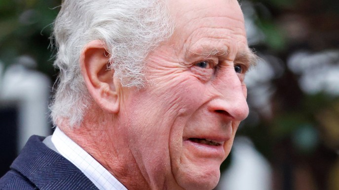 Carlo ha il cancro, condizioni di salute del Re: l’annuncio di Buckingham Palace