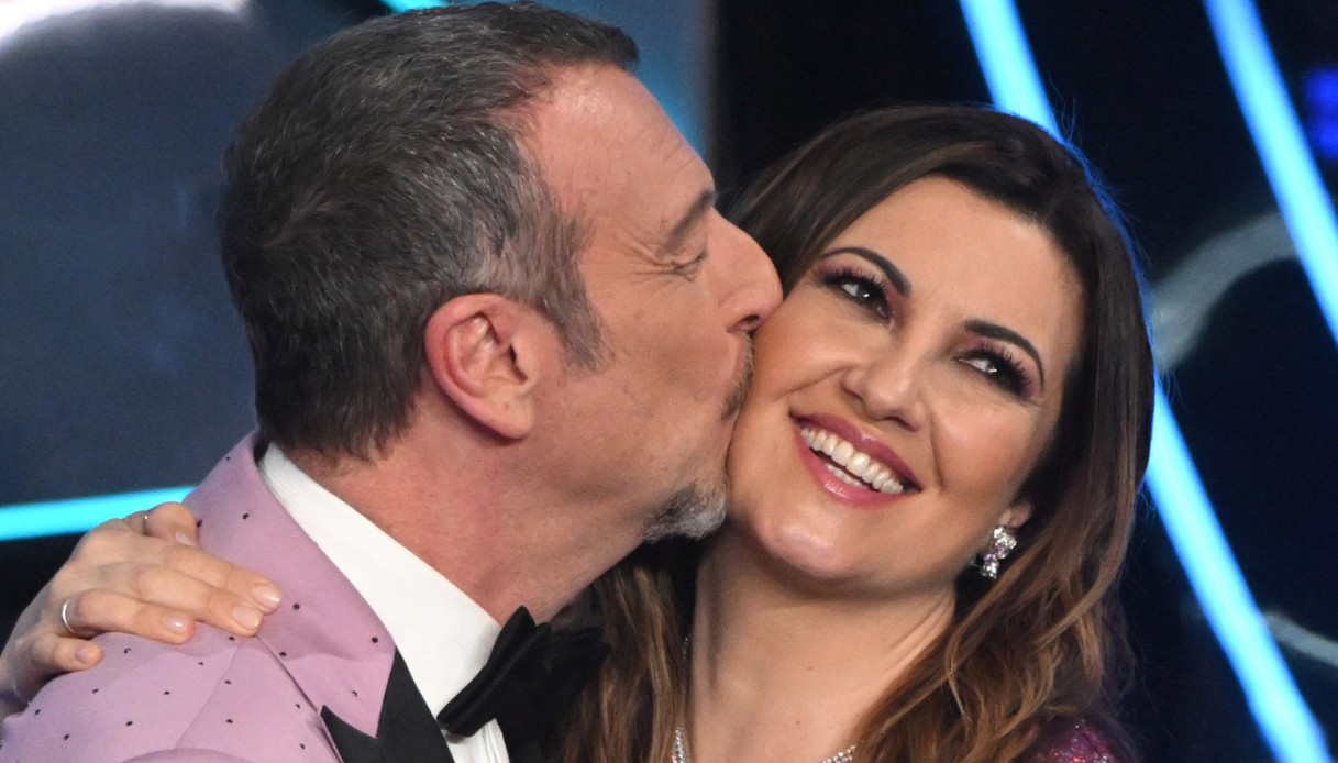 Giovanna Civitillo, regina della prima fila a Sanremo: i look della moglie di Amadeus