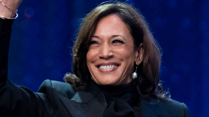 Kamala Harris, pronta a prendere il posto di Biden: sarebbe la prima Presidente USA donna