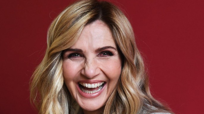 Lorella Cuccarini, quanto è alta: il trucco del tacco sottile e dei pantaloni palazzo