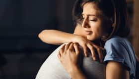 Con lui mi sto facendo del male, ma non riesco a lasciarlo