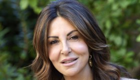 Sabrina Ferilli bellissima a 54 anni, i segreti della sua forma fisica