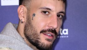 Fred De Palma, il gioco d’azzardo, la musica e Sanremo: “Stavo sul divano tutto il giorno”