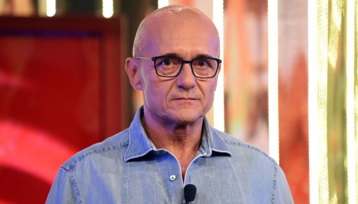 Grande Fratello, le pagelle di ieri sera: Perla e Alessio (5), la madre di Greta (6)