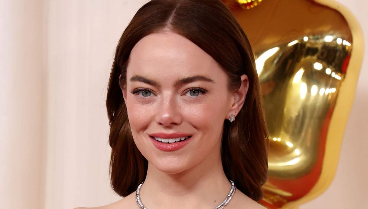 Oscar 2024, i vincitori: Oppenheimer non ha rivali, Emma Stone incredula