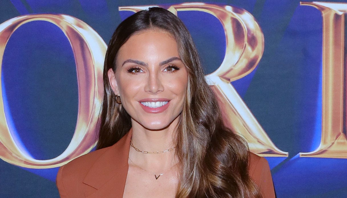 Nina Senicar è incinta, secondo figlio svelato a Verissimo: “Nascerà a luglio”