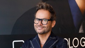 Nel mondo di Paolo Guatelli, il makeup designer che “trucca” corpo e anima