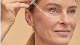 Rughe addio: con le offerte di primavera Amazon i prodotti per la skincare sono quasi regalati