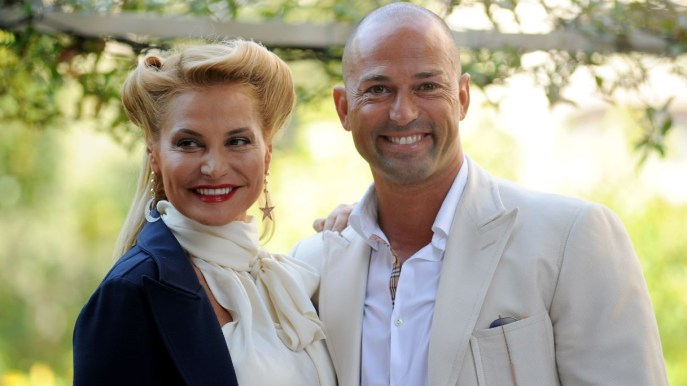 Stefano Bettarini e l’investigatore privato: “Simona Ventura mi tradiva”
