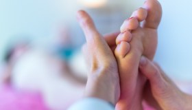 Alluce rigido: cause, sintomi, cura