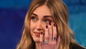 Chiara Ferragni, solidarietà dei vip dopo la copertina de L’Espresso: “Vergogna”