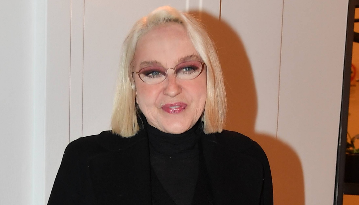 Eleonora Giorgi con i figli a Verissimo: “Mi opero, ho paura ma non provo rancore”