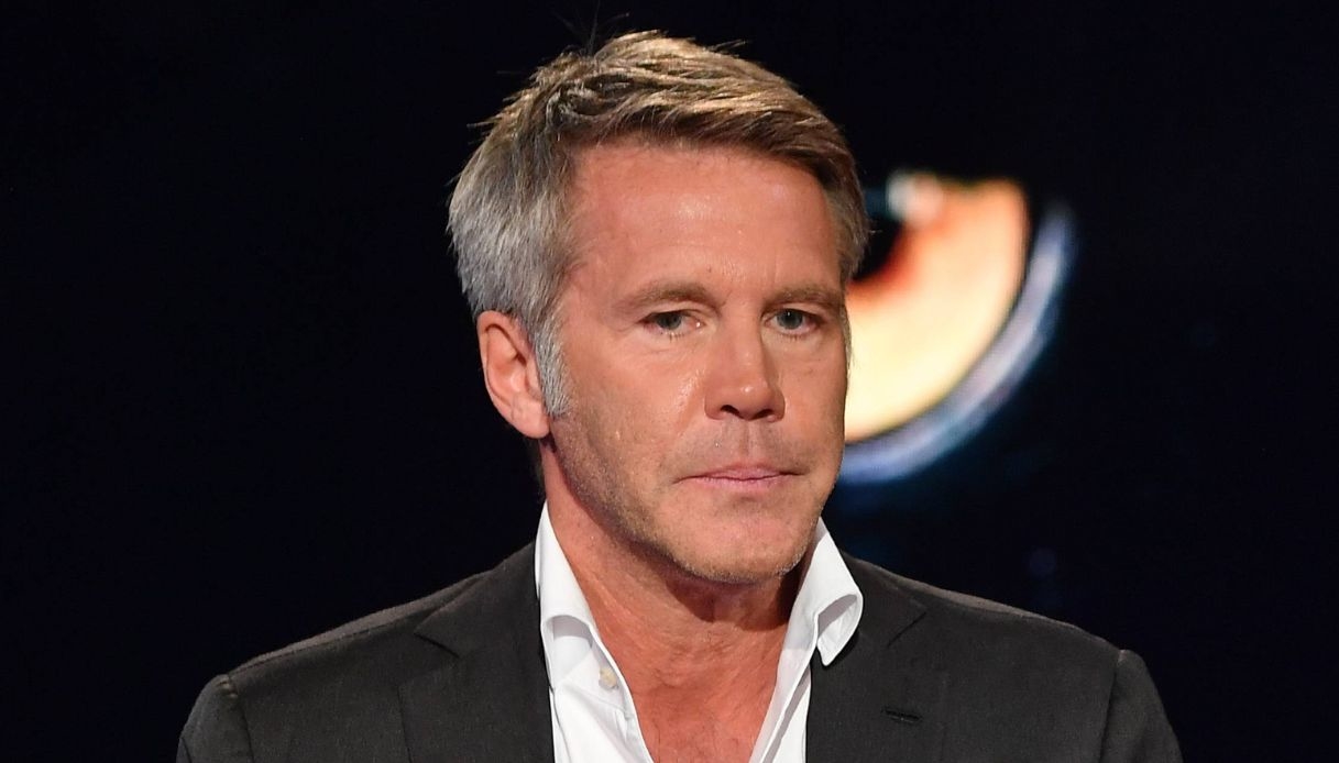 Emanuele Filiberto di Savoia ricorda il papà a Verissimo: “Ero lì quando se n’è andato”