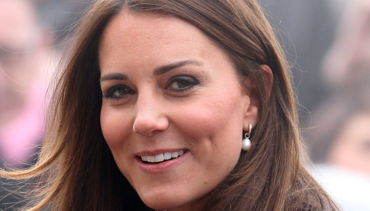 Kate Middleton “sottoposta a ileostomia”: l’indiscrezione sulla Principessa