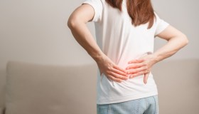 Lombalgia: sintomi, cause e trattamenti
