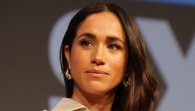 Meghan e Harry, il fotografo nega il ritocco sulla foto. Ma è polemica