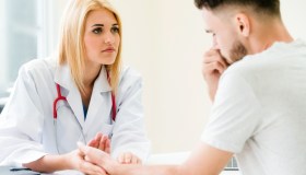 Esami prevenzione salute uomo: quali visite mediche fare