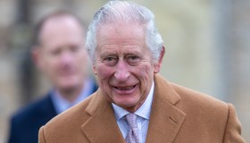 Carlo ha il cancro, condizioni di salute del Re: tornato al lavoro nonostante la malattia
