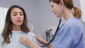 Stenosi mitralica: cos’è, diagnosi e terapia