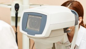 Tomografia a coerenza ottica (OCT): come funziona l’esame