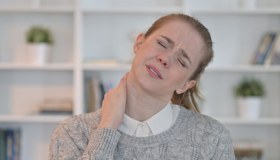 Torcicollo congenito: cause, sintomi, cura