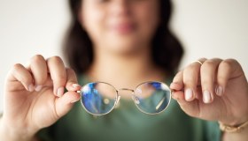 Vista offuscata: cause, sintomi e cura