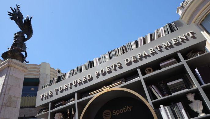 Il pop-up di Spotify e Taylor Swift al The Grove per il suo nuovo album "The Tortured Poets Department"