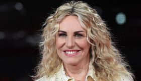 Antonella Clerici, su Instagram foto assurda con Vittorio Garrone dopo il trasloco