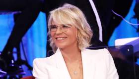 Ascolti tv del 6 aprile: Maria De Filippi sfida Carlo Conti